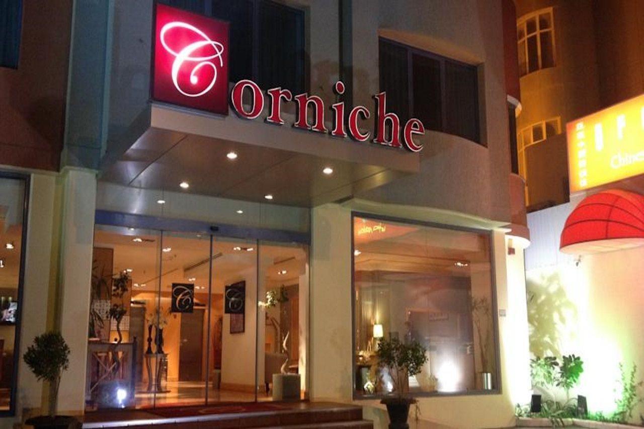 ホテル Le Royal Corniche Salmiya エクステリア 写真